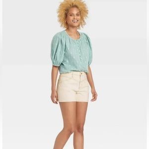 Universal Thread Ecru Vintage Midi Shorts